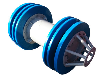 Standard cleaning pig USO-720-10 with 2 backing and 4 polyurethane cleaning discs